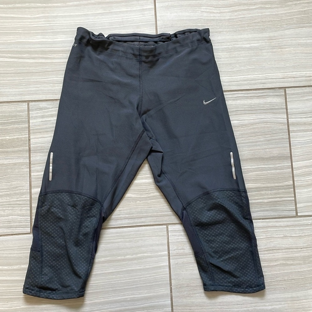 Nike Women Dri Fit Running Knee Length Leggings